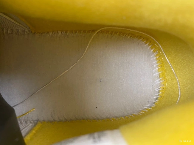 Reps TBK Air WNNS Jordan Sulfur 4 AQ9129-101 Vivid 0813